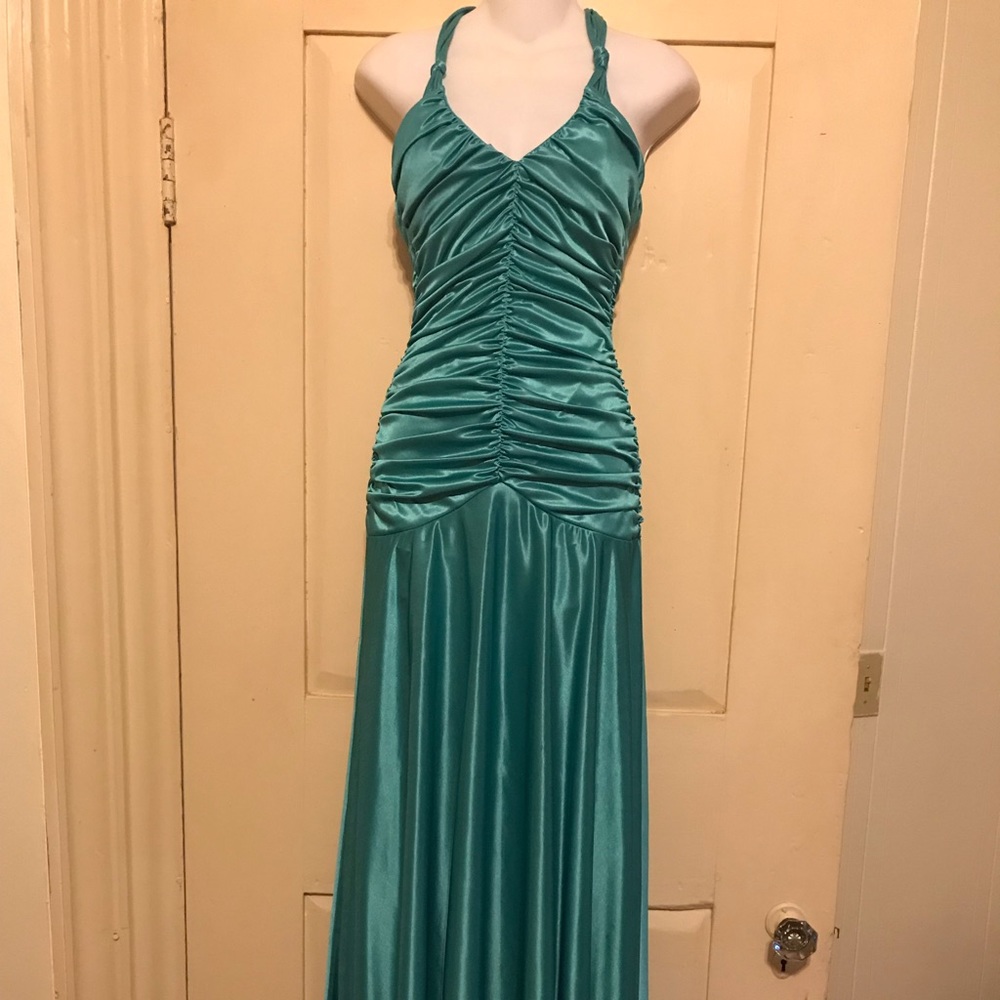 Formal dress size 3/4